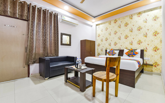 Fabhotel Sarvika