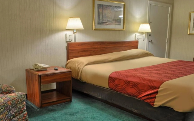Knights Inn Ashland