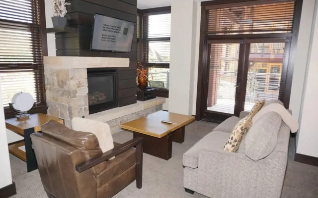 120 Carriage Way