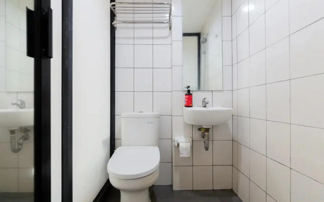 RedDoorz Plus near ICE BSD 2