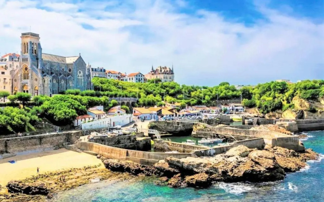 Maison Anglet, 6 pièces, 9 personnes - FR-1-3-548
