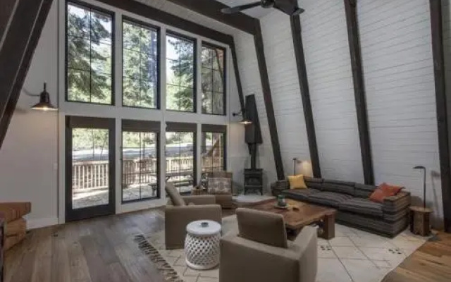 Oliver Pet Friendly Rental