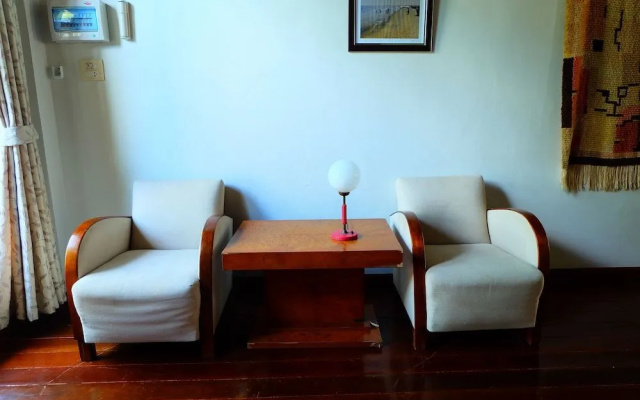 Tree Home Plus Home Stay