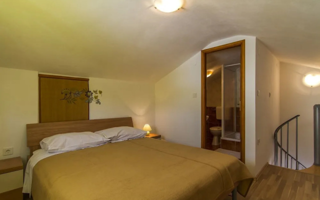 Apartments Ivica