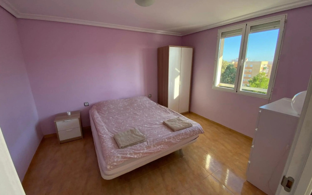 New Bright Apartament with WI-FI in Alicante