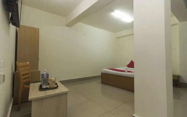 OYO 14425 Hotel Shade