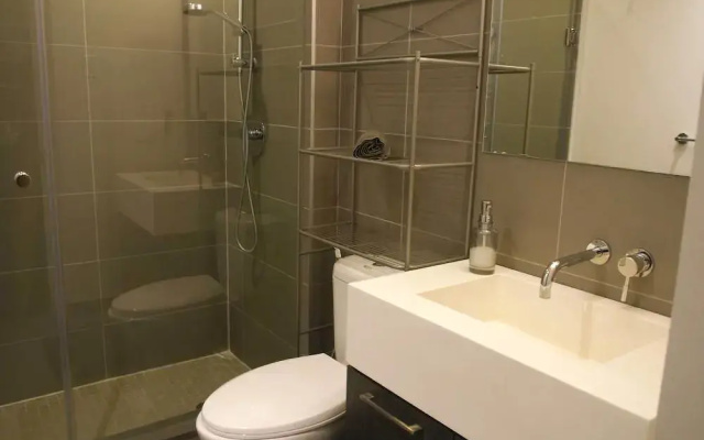 Beautiful 1BR Condo King Street West
