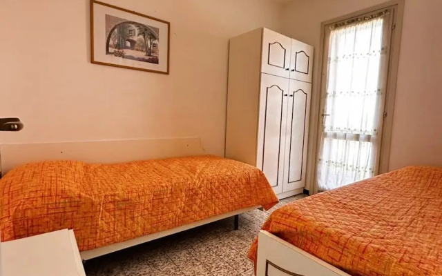Charming Apartment Near the Beach With Pool