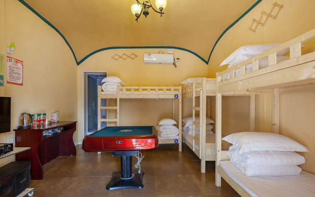 Village Utopia Backpackers Hostel