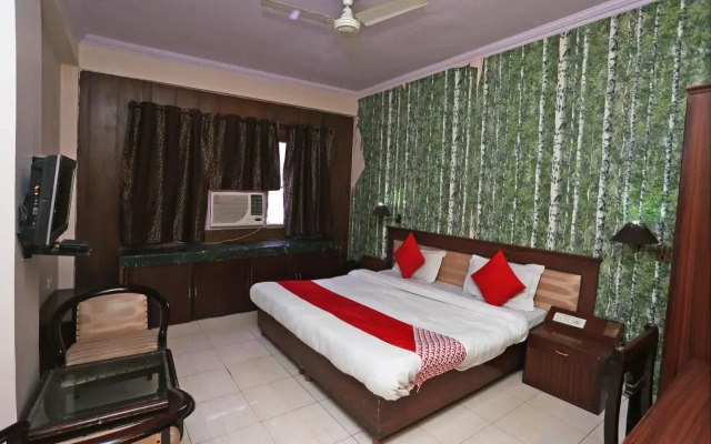 Capital O 41218 Hotel Nouva