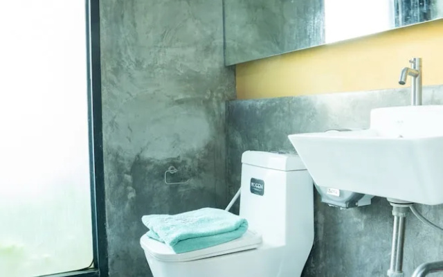 Coziness is near the city - Budget friendly hostel !