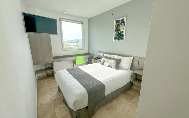 SR Hotel