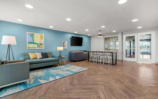 Woodspring Suites Manteca - Stockton South