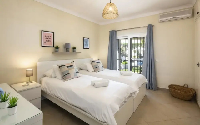 Villa in Coastal Town of Carvoeiro, Algarve