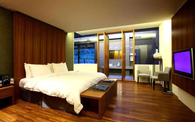 Go Ya Spring Resort