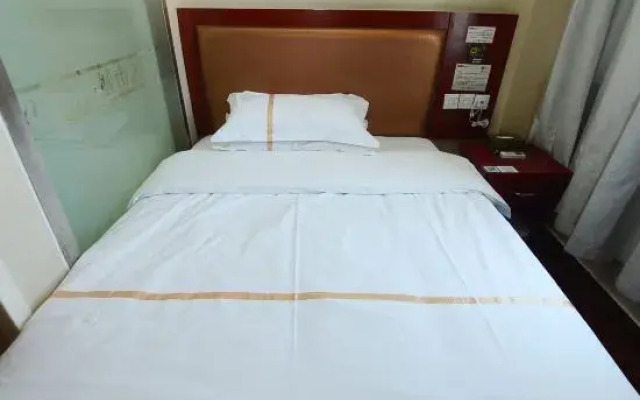 Sea Star Hotel