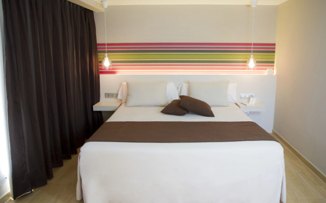 Отель Alegria Plaza Paris