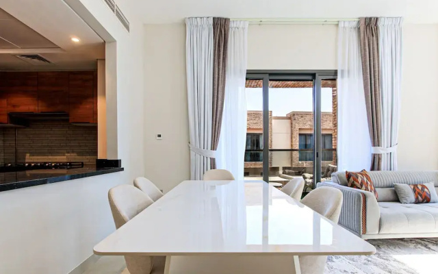 Spacious 2BR Apt Maids Elegance