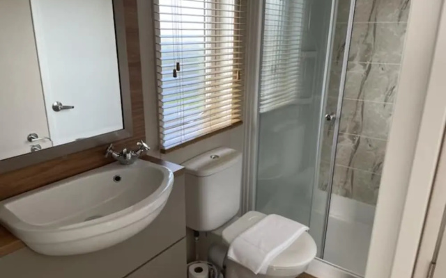 Abingdon 31 Lodge With Hot Tub
