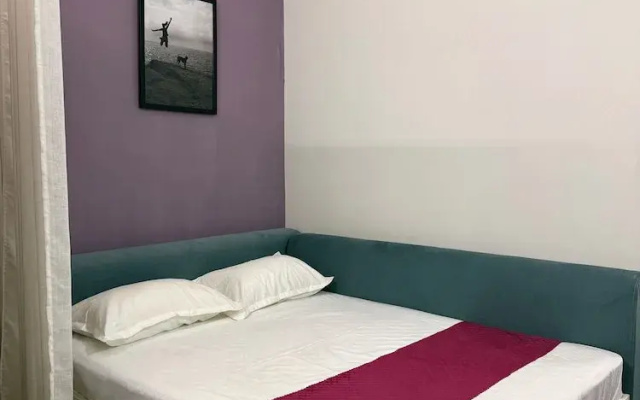 C SUITES Colive 1263 Bren
