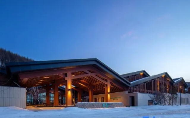 Oakwood Suites Chongli