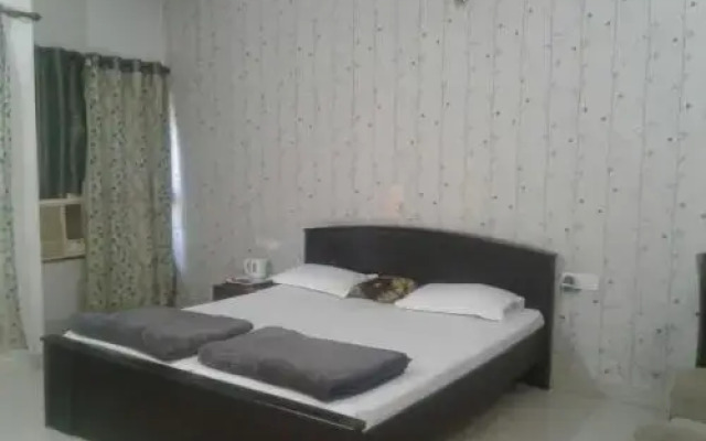 Hotel DK Motels
