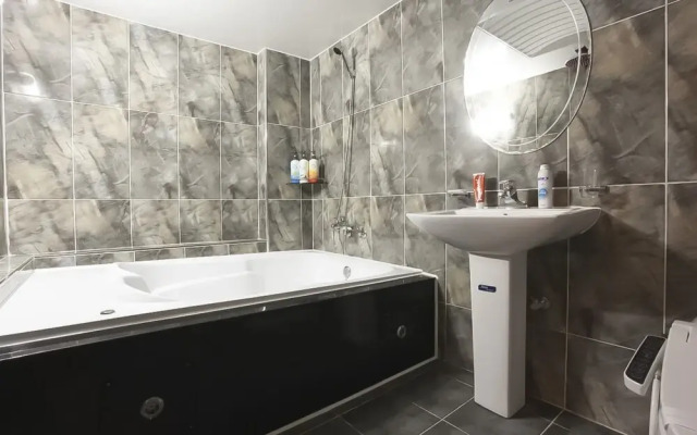 Seongnam Hotel Wol