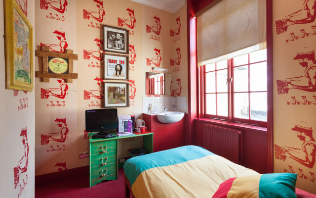 Hotel Pelirocco