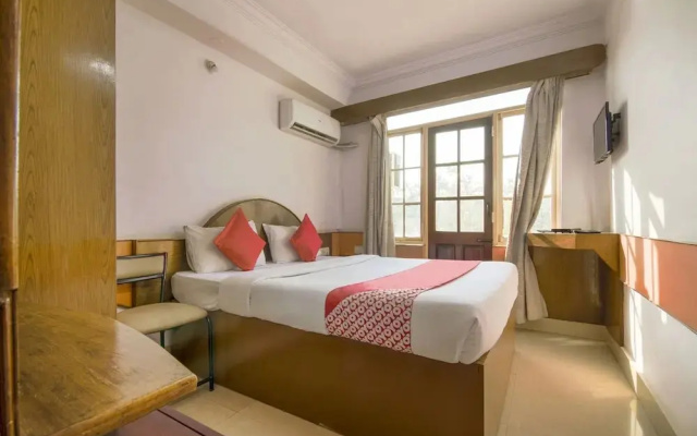 OYO 10885 Hotel Keerthana International