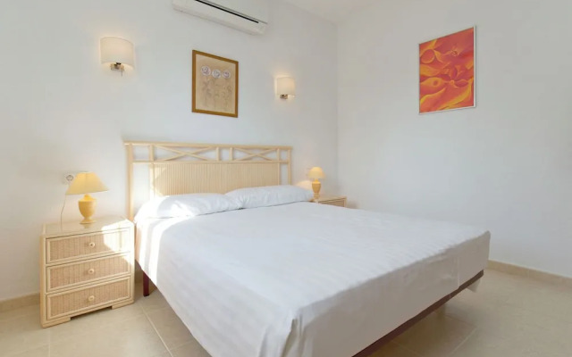 Moraira Retreat With Views