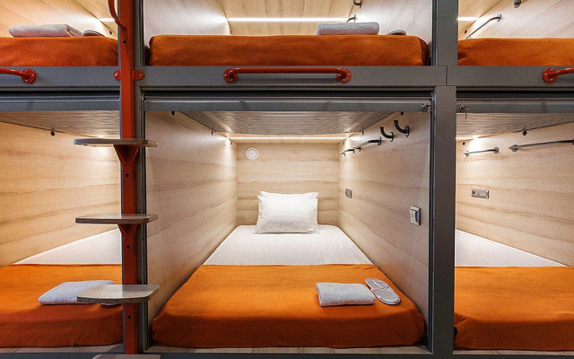 Kapsulny otel «GettSleep AEX»