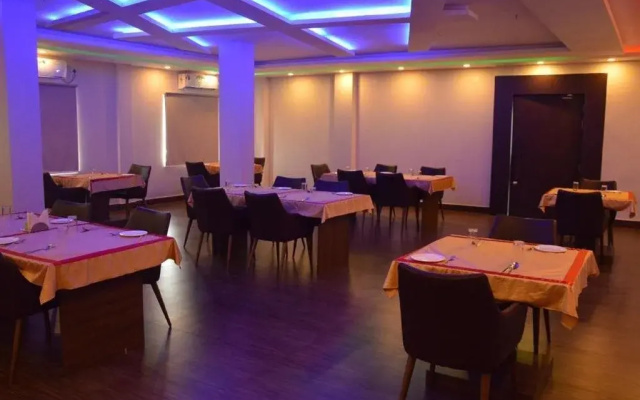 Seamens Club N Hotel