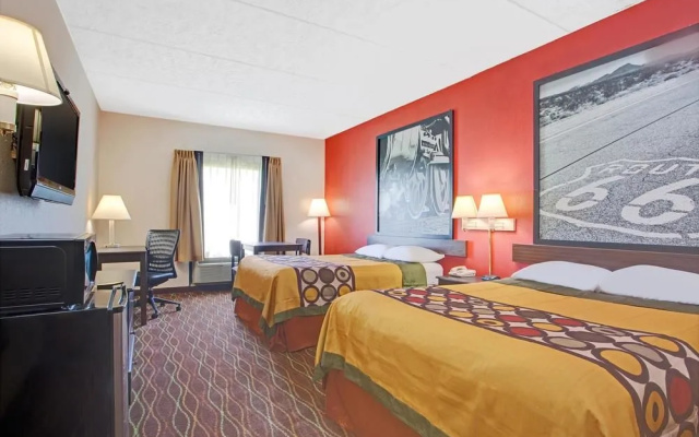 Super 8 Canton