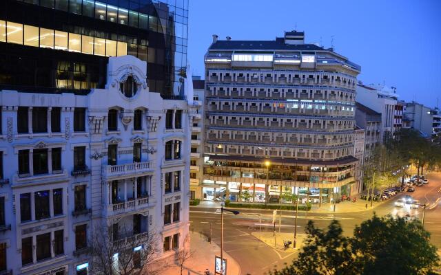 Hotel Flamingo Лиссабон вид на фасад