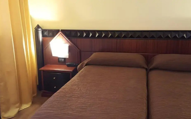Hotel Motel Flower