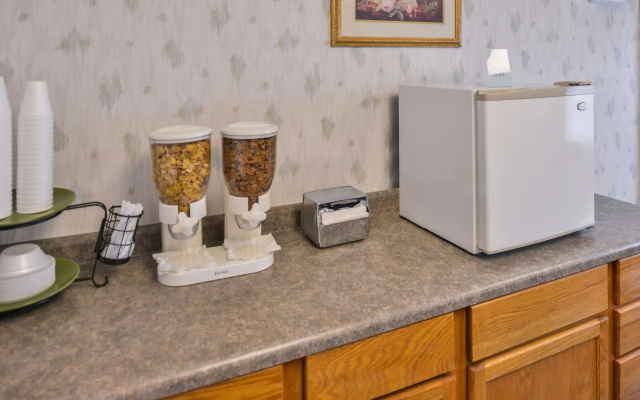 Americas Best Value Inn Decatur, IN