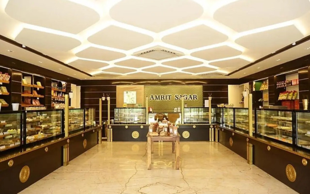Capital O 16115 Hotel Solitaire