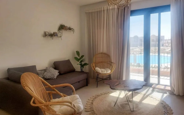 Boho Beach Chalet in El Gouna With Pool Access