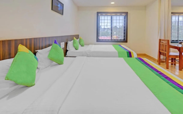 Itsy Hotels Igloo Residency Raja Seat