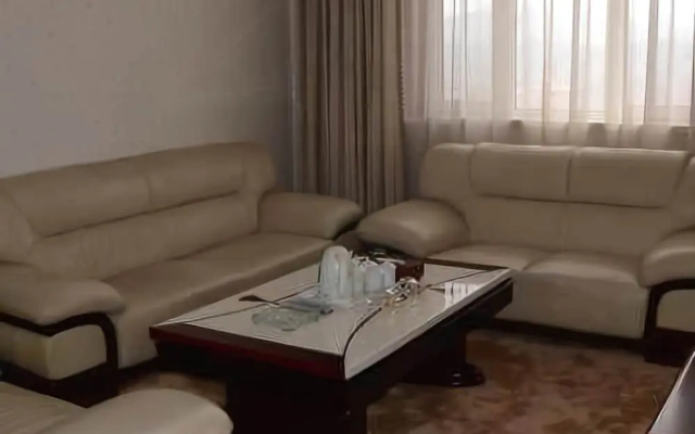 Longxiang Hotel