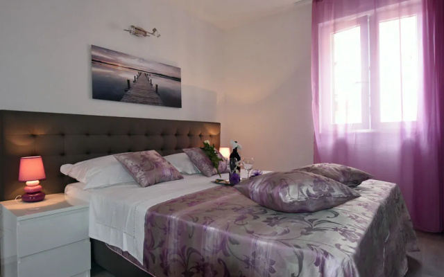 Kuzma Rooms and Apartments