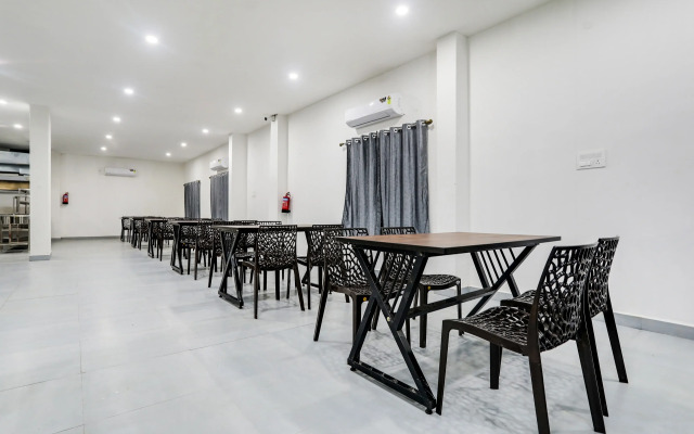 Super Townhouse Shamshabad Near Airport