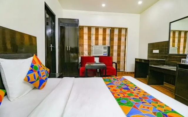 Fabhotel La Ola