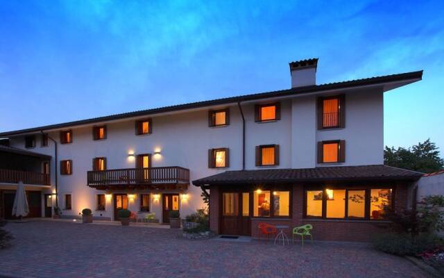 Отель Agriturismo Tonutti Италия, Таваньякко - отзывы, цены и фото номеров - забронировать отель Agriturismo Tonutti онлайн вид на фасад