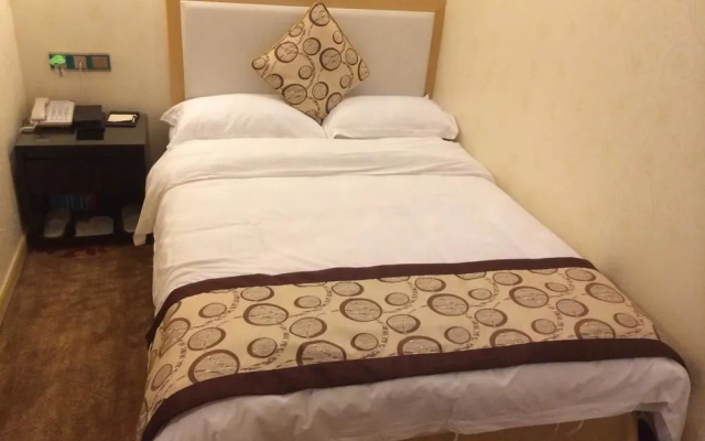 Dollar Hotel- Wuhan