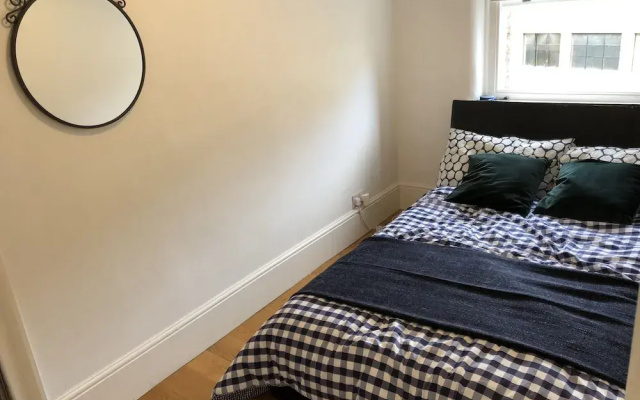 3 Bedroom Apartments Wells Street