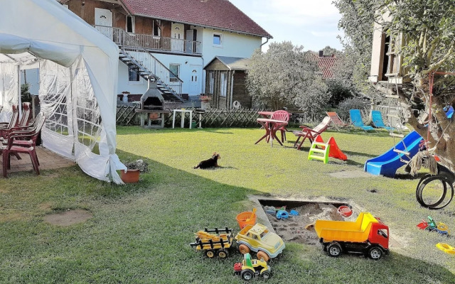 Welcoming Apartment With Garden in Kühlungsborn