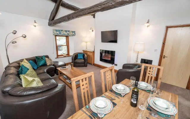 Bridge House Apartment 3