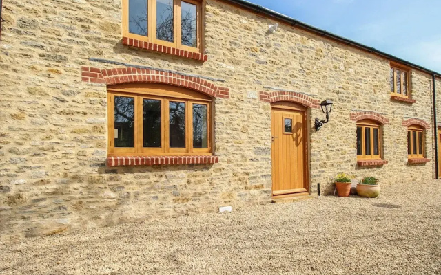 The Stables, Burton Bradstock