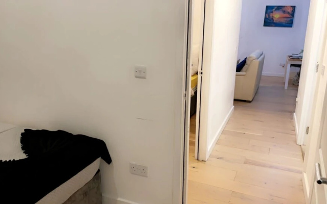 Inviting 2-bed, Sleeps 5